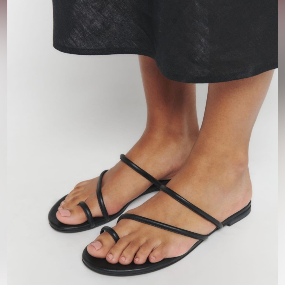Reformation Ludo Toe Ring Strappy Flat Sandal